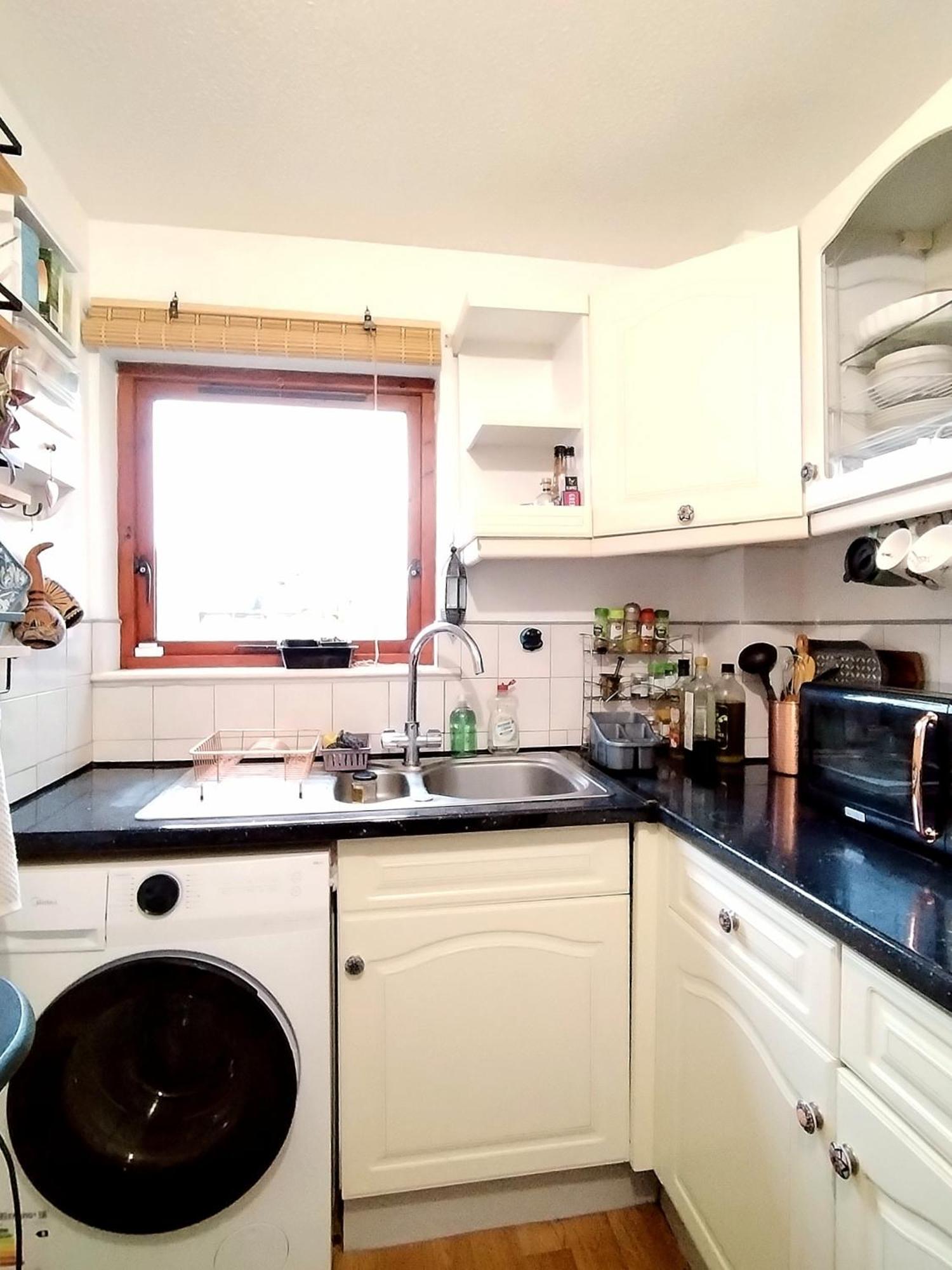 Home Away Home Near Heathrow Airport Cowley  Екстериор снимка